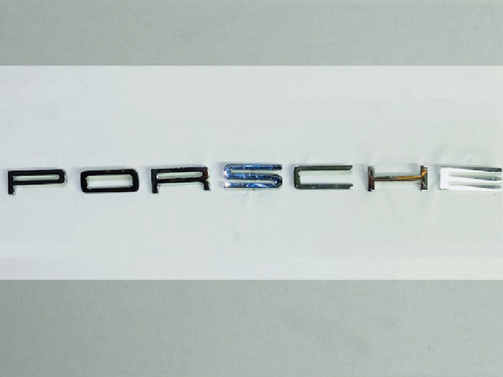 Scritta Porsche argento