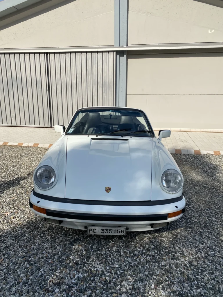 Porsche 911 Carrera 3.2 Cabriolet