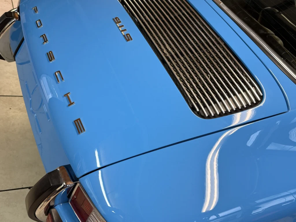 Porsche 911S 2.2