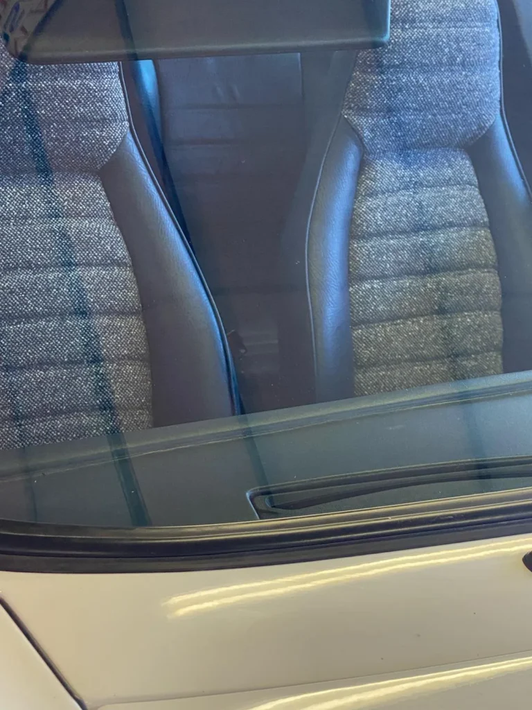 Porsche 911 SC Targa 1981 Interior Restoration — Finished interior 6